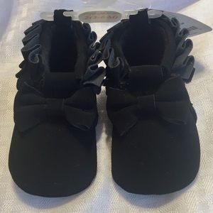 NWT Infant Black Moccasins